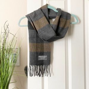 NWOT Geoffrey Beene Super Soft Cashmé Scarf 🧣